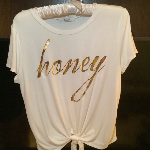 FRONT TIE TOP - Picture 1 of 1